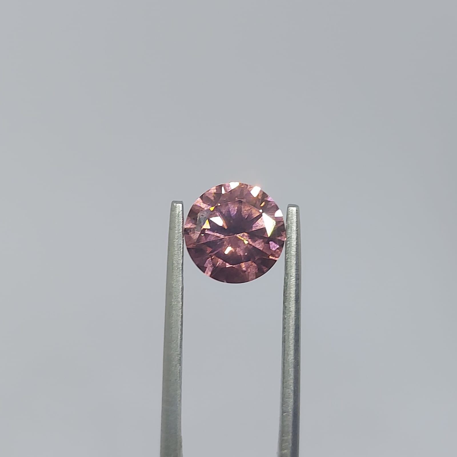 煙燻粉紅圓鑽 2卡