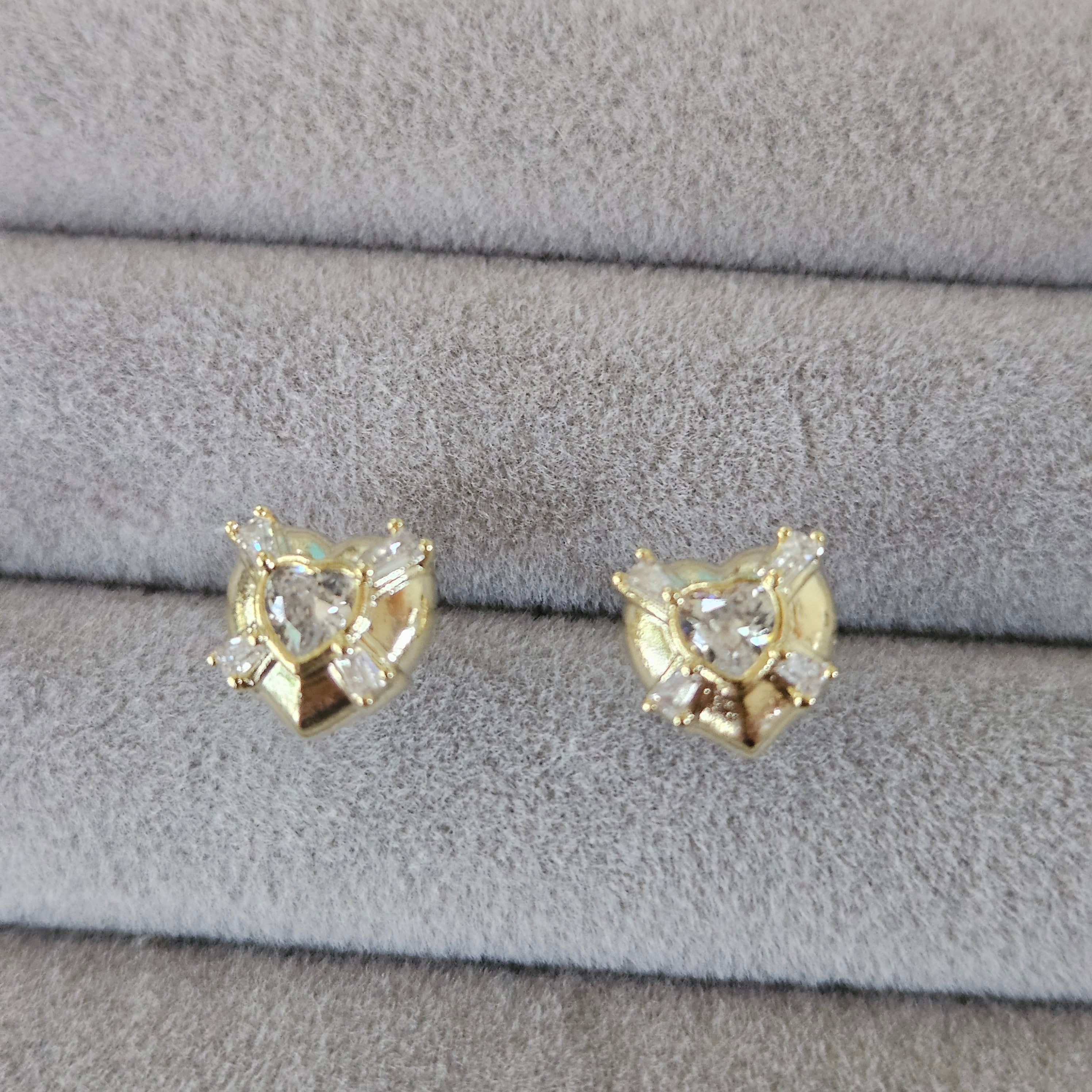 金色中粒心心耳釘