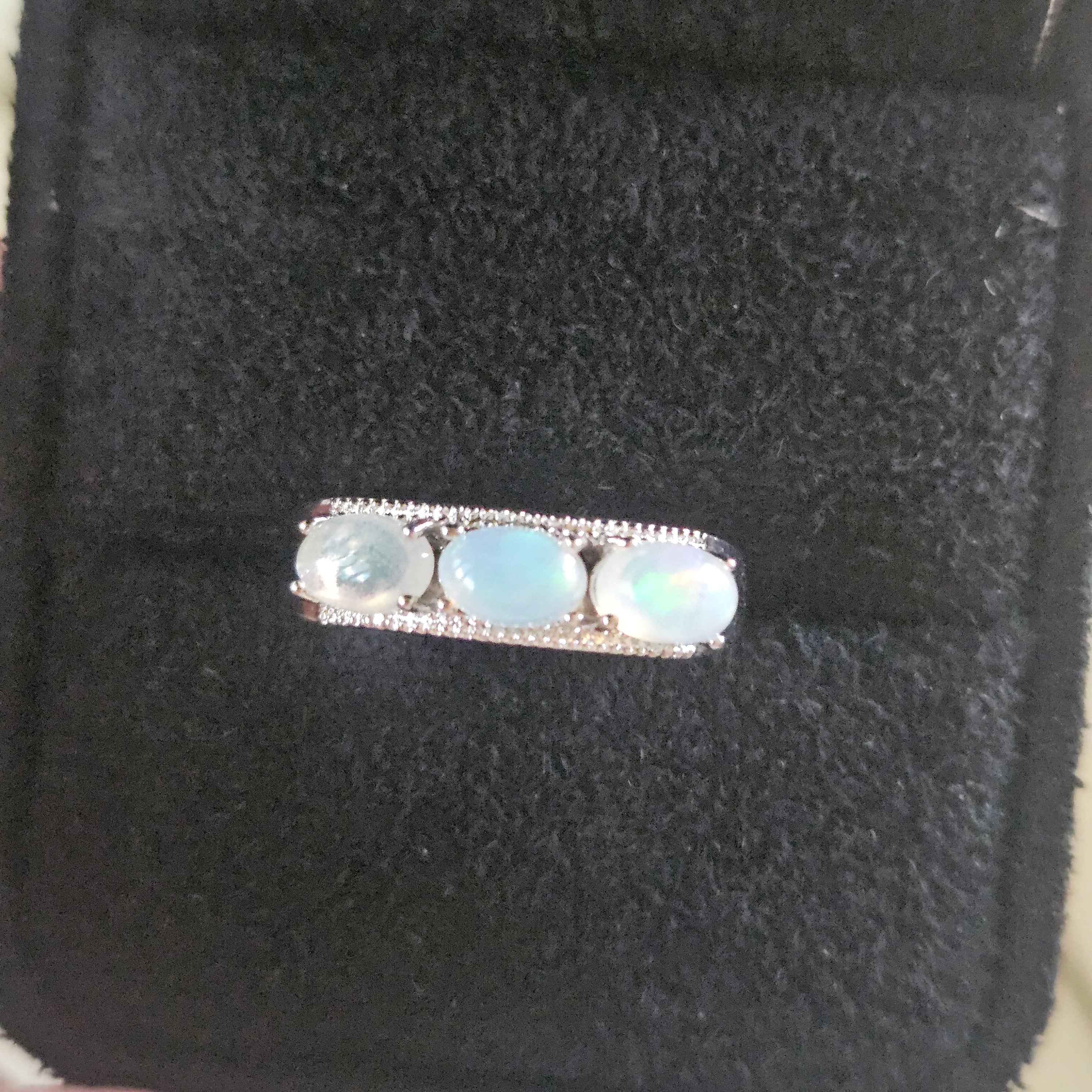 2. Opal 戒指