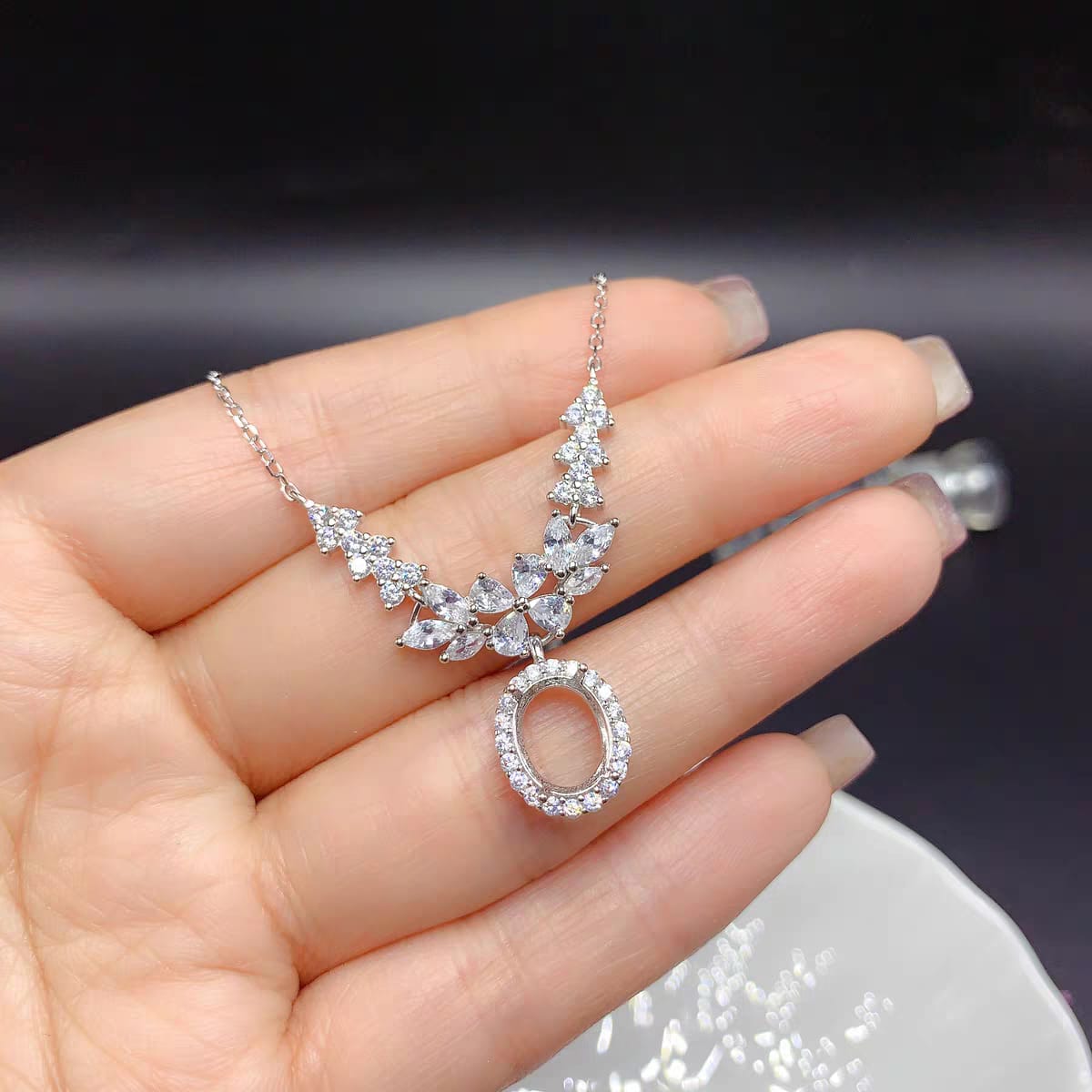 S005-necklaces