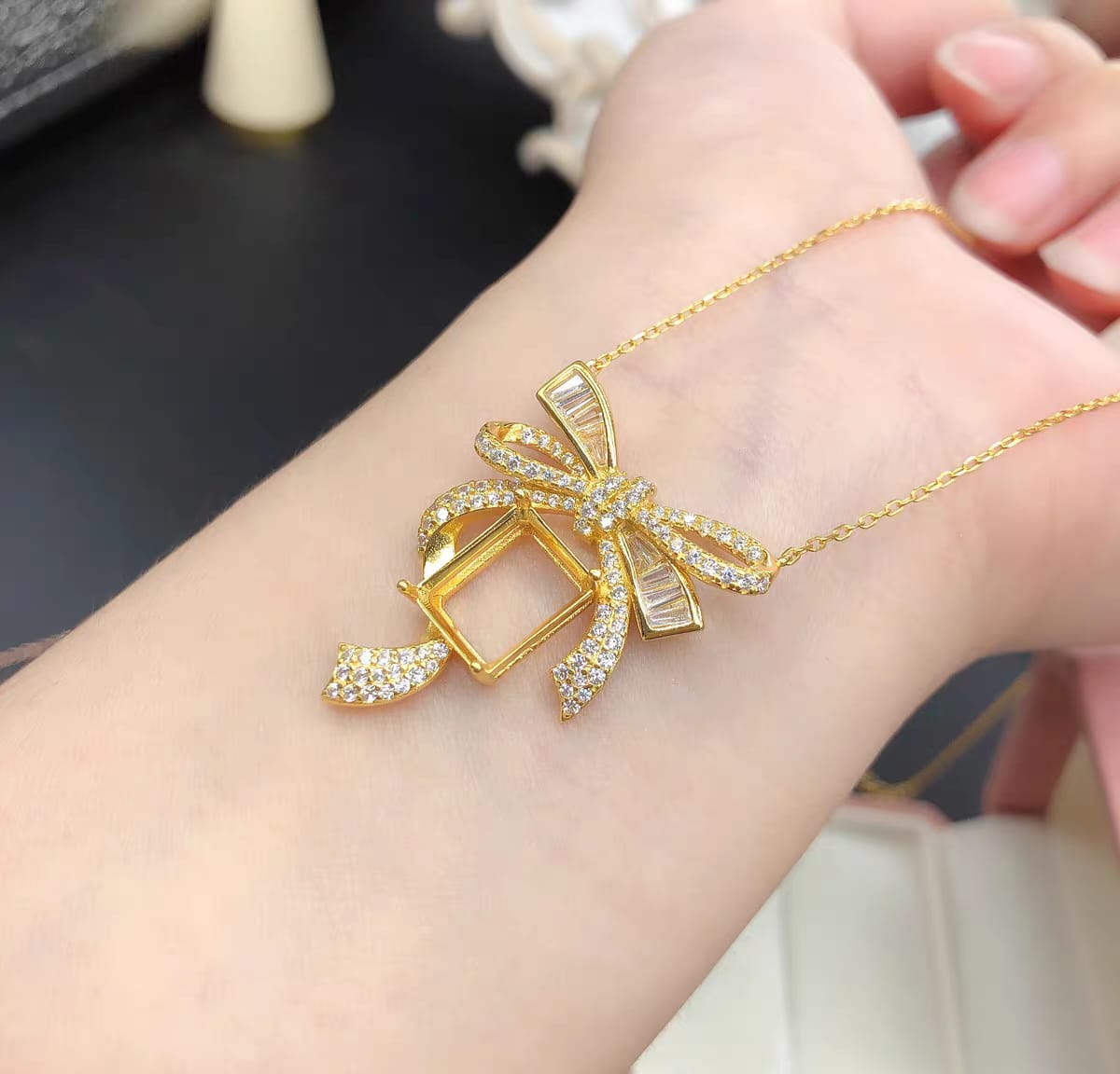 S016-pendants
