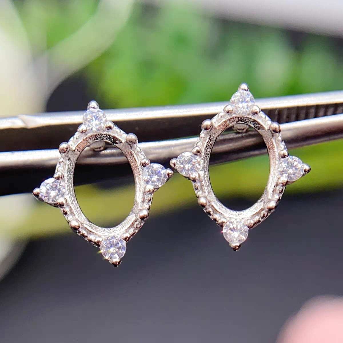 S070-earrings