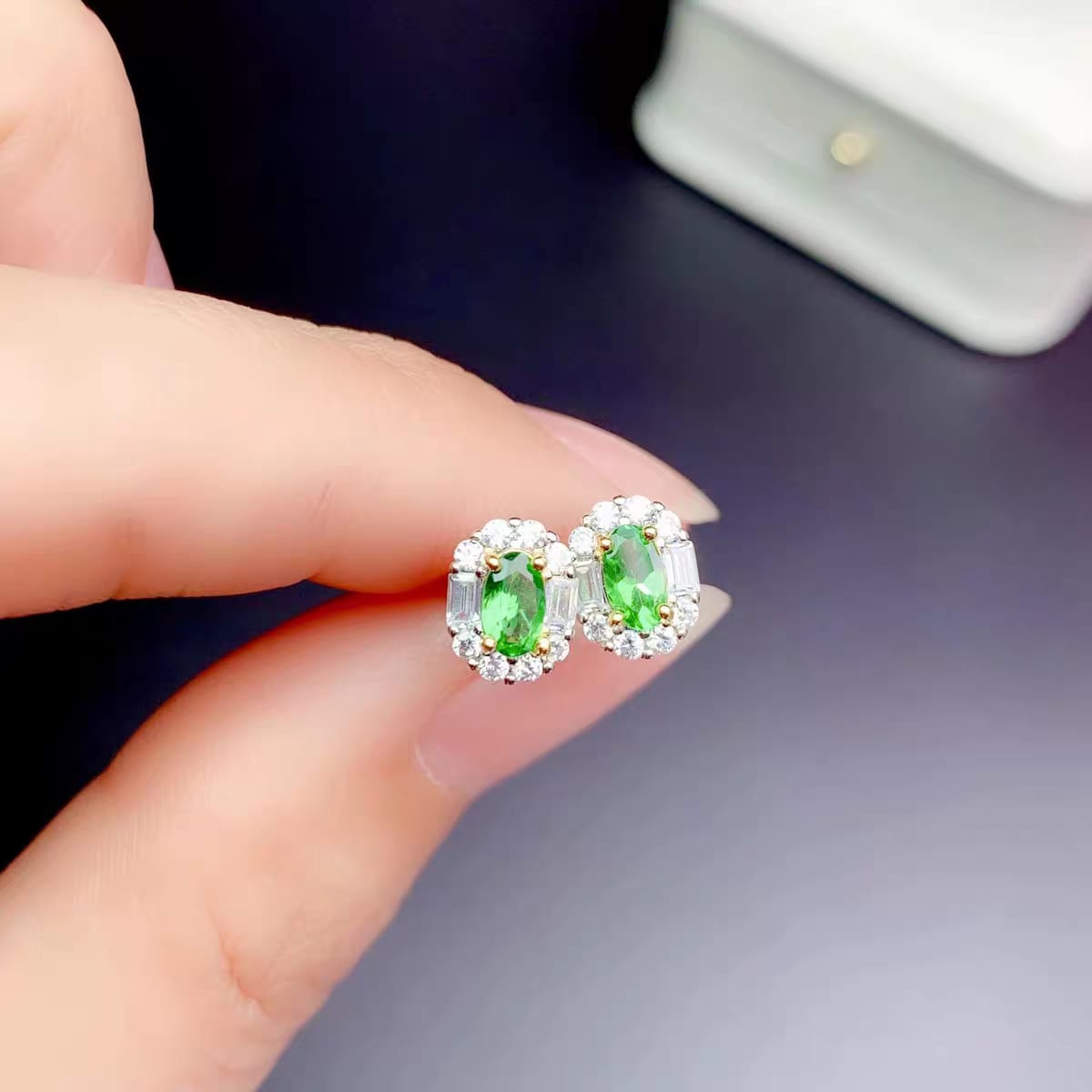 S070-earrings