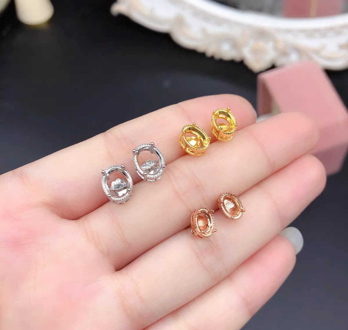 S070-earrings