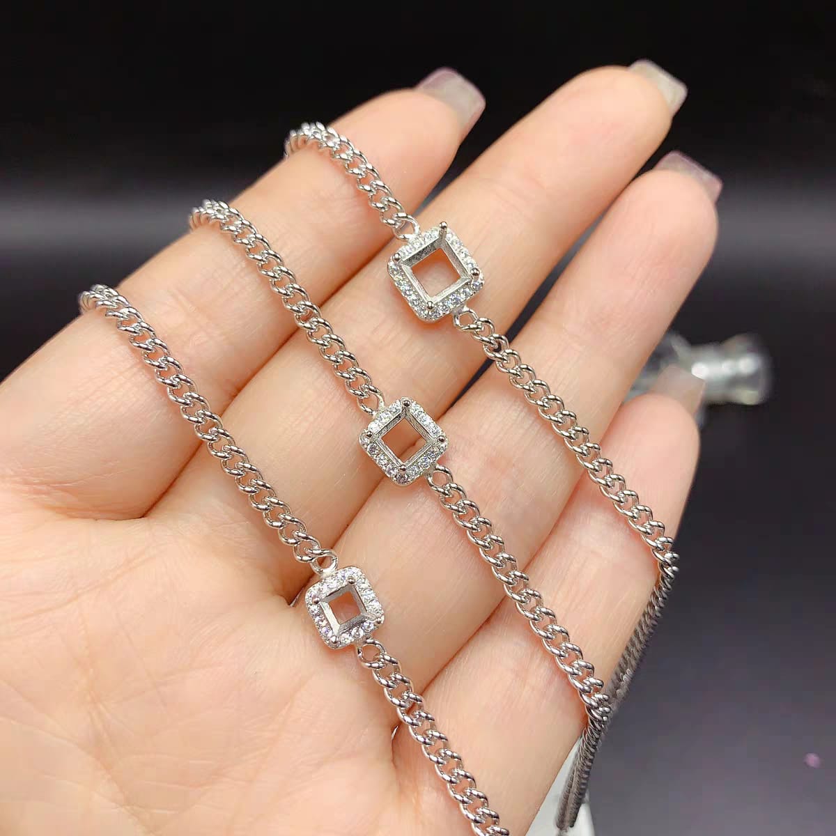 S076-bracelets
