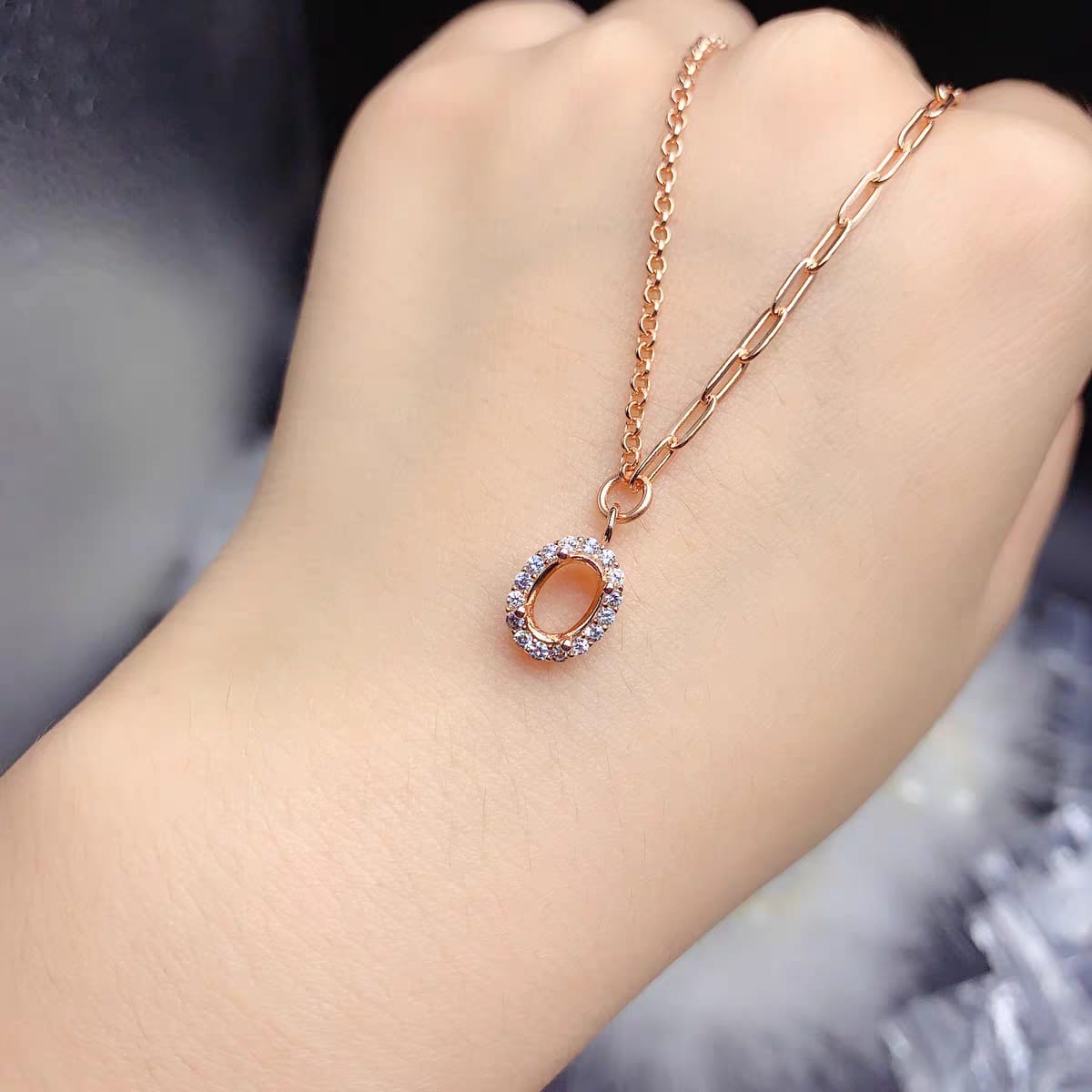 S077-necklaces