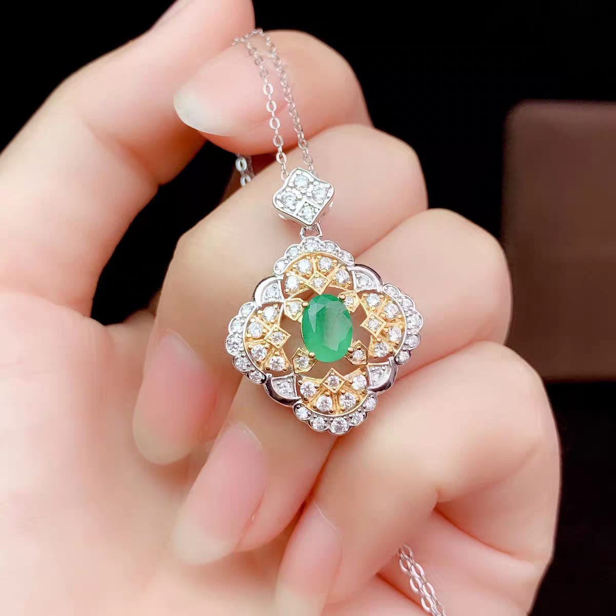 S077-pendants