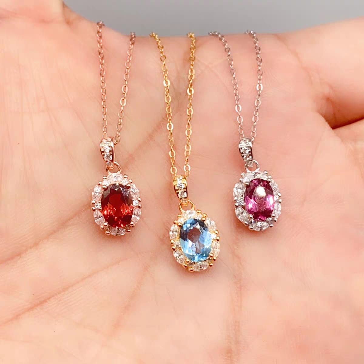 S077-pendants