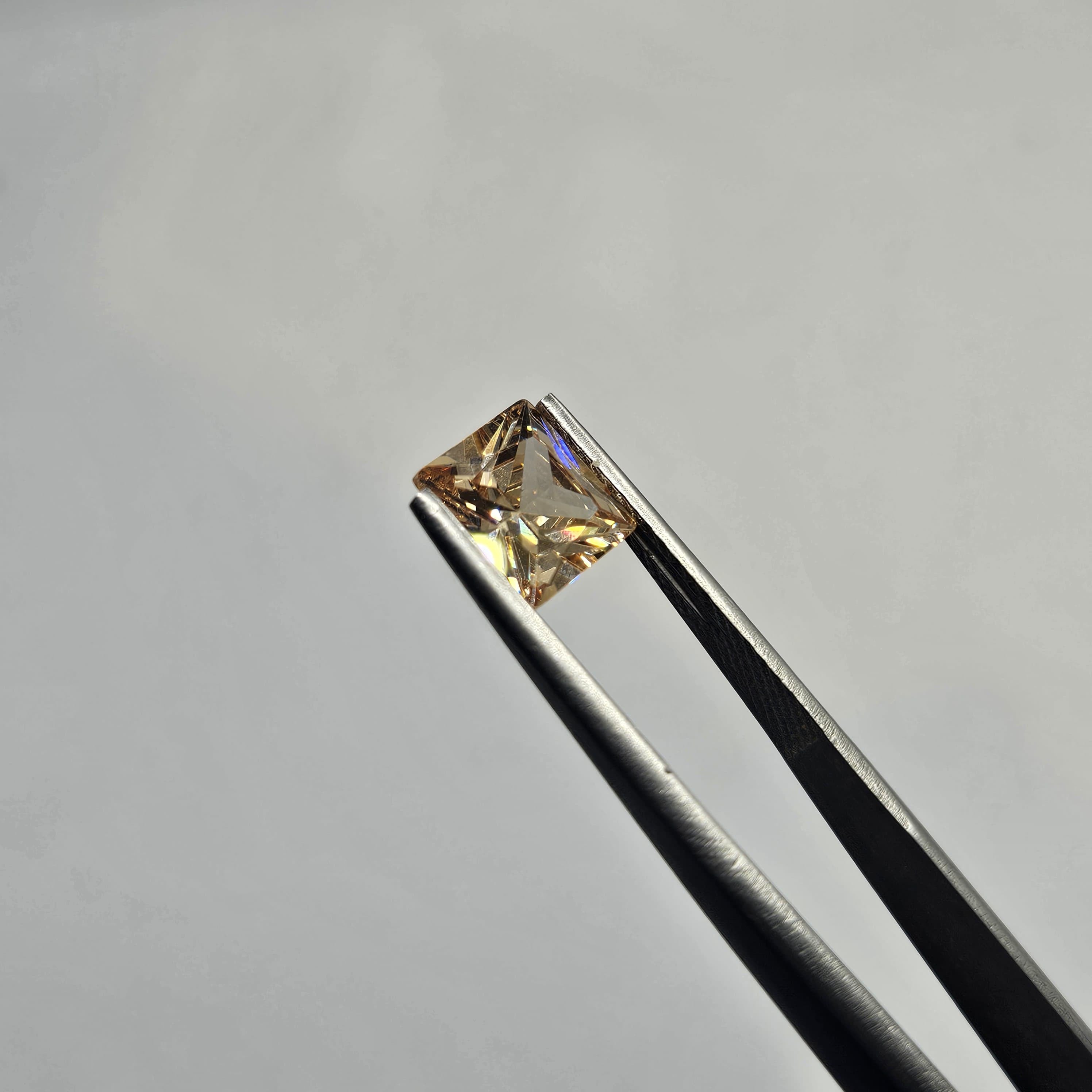 香檳金鑽公主方