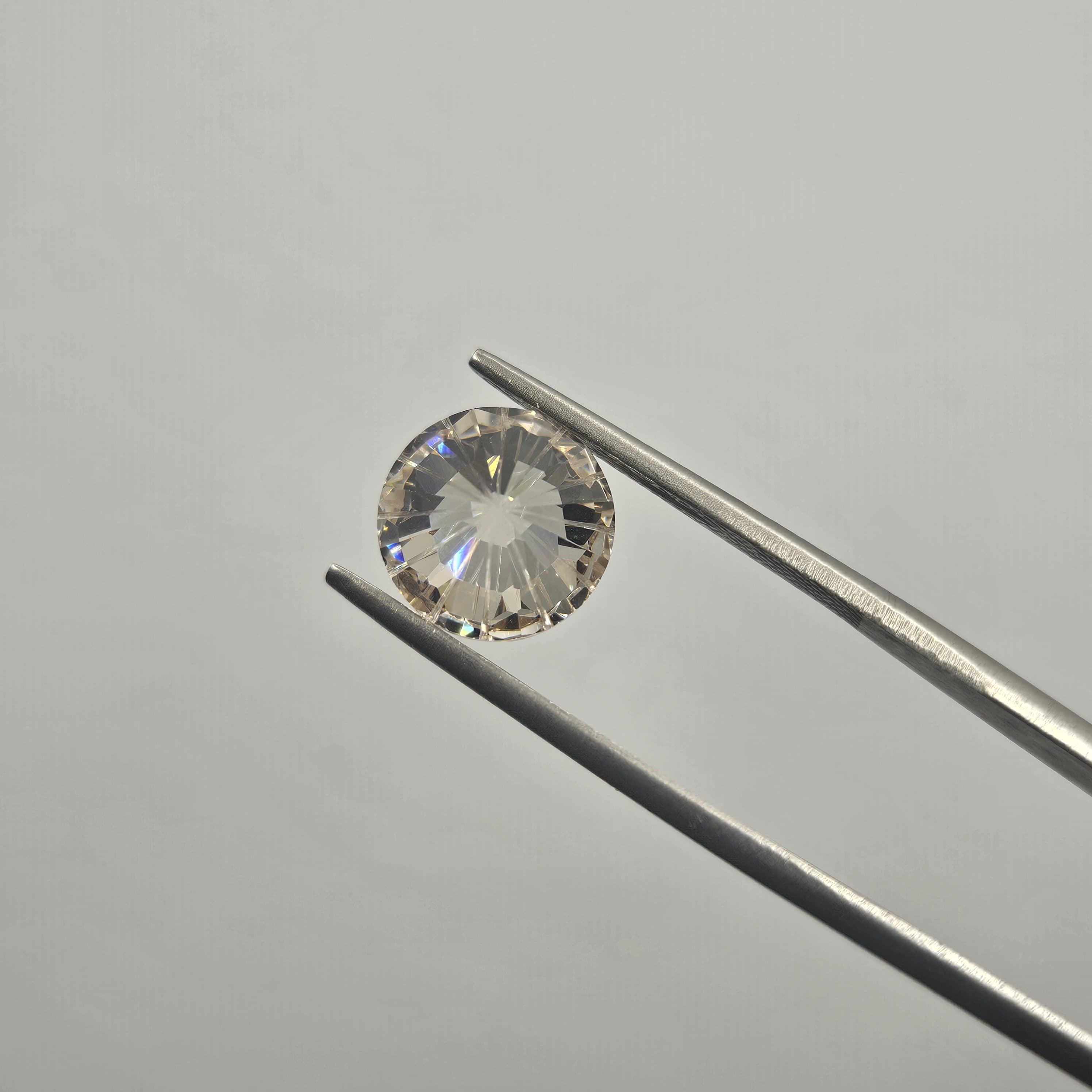 淡黃色煙花切割圓鑽（有彩）