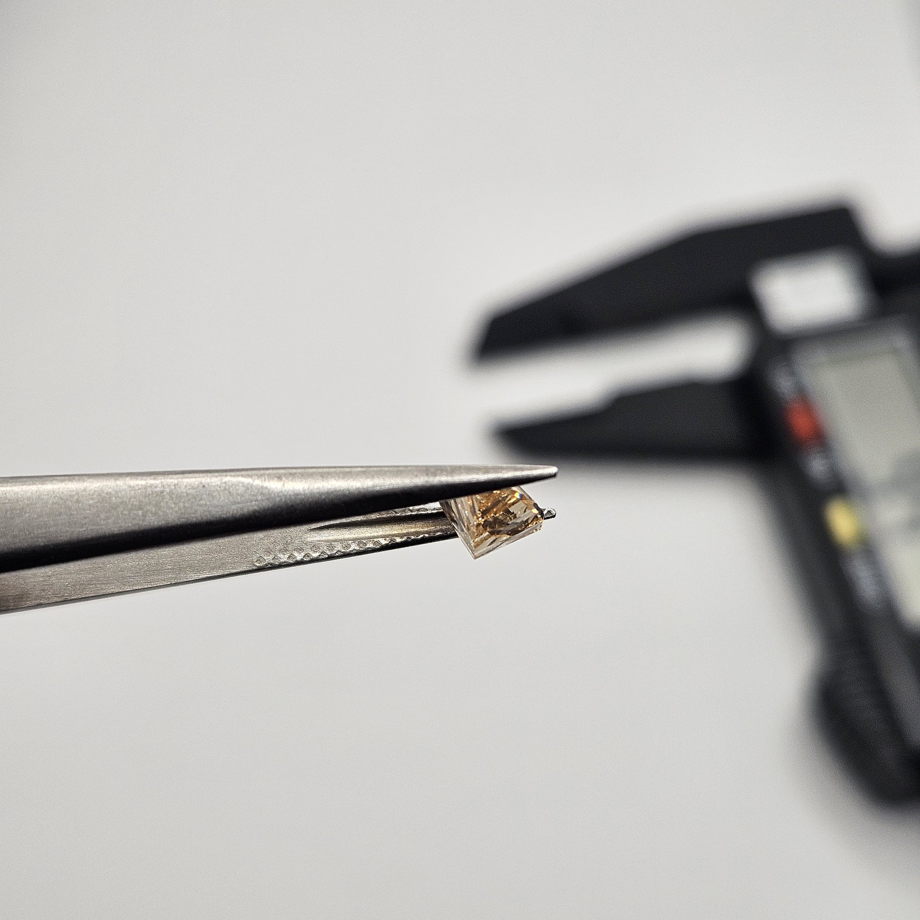 千禧切水滴沙漠金