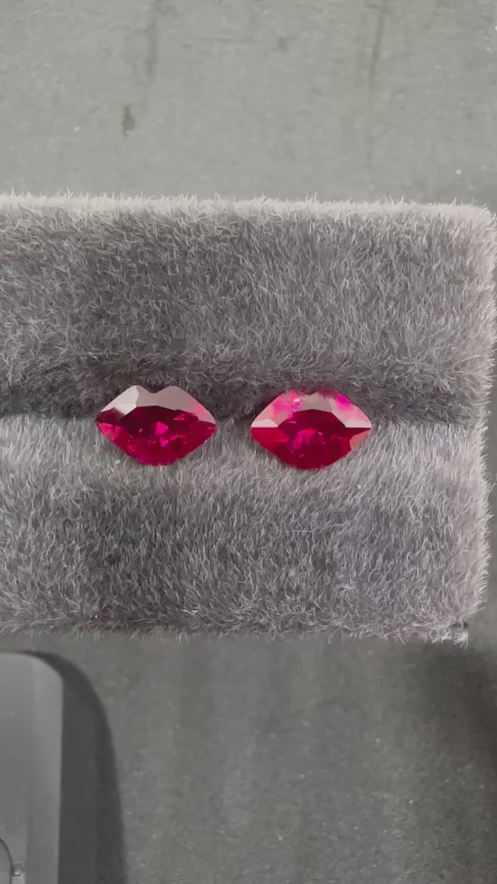 嘴唇裸石一對