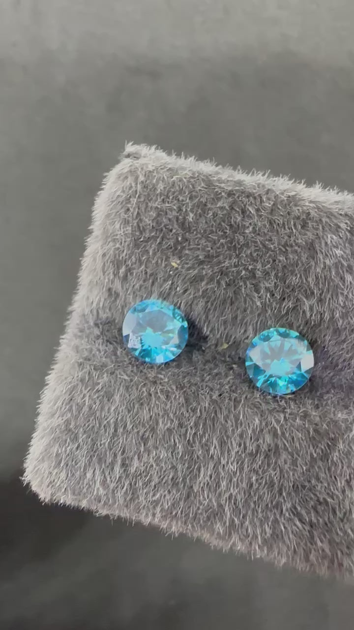 一對藍調圓鑽