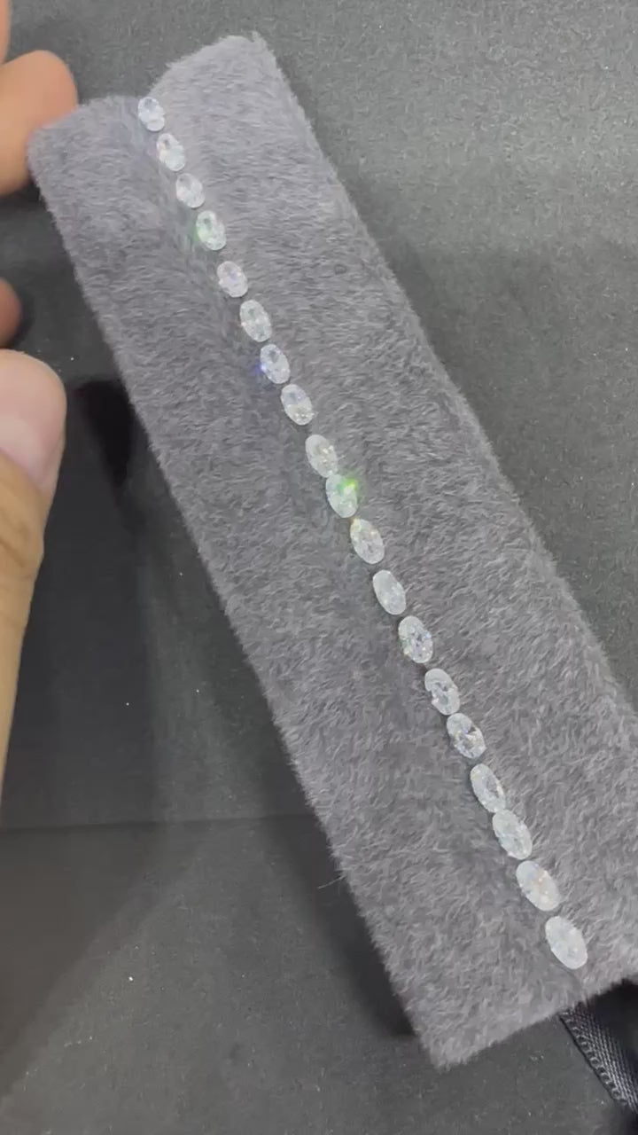 20粒鑽白色小蛋型