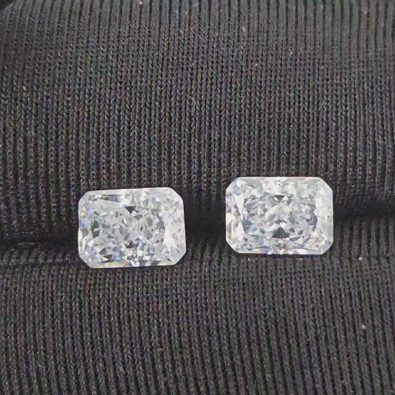 雷迪恩白長方鑽對裝(no stock)