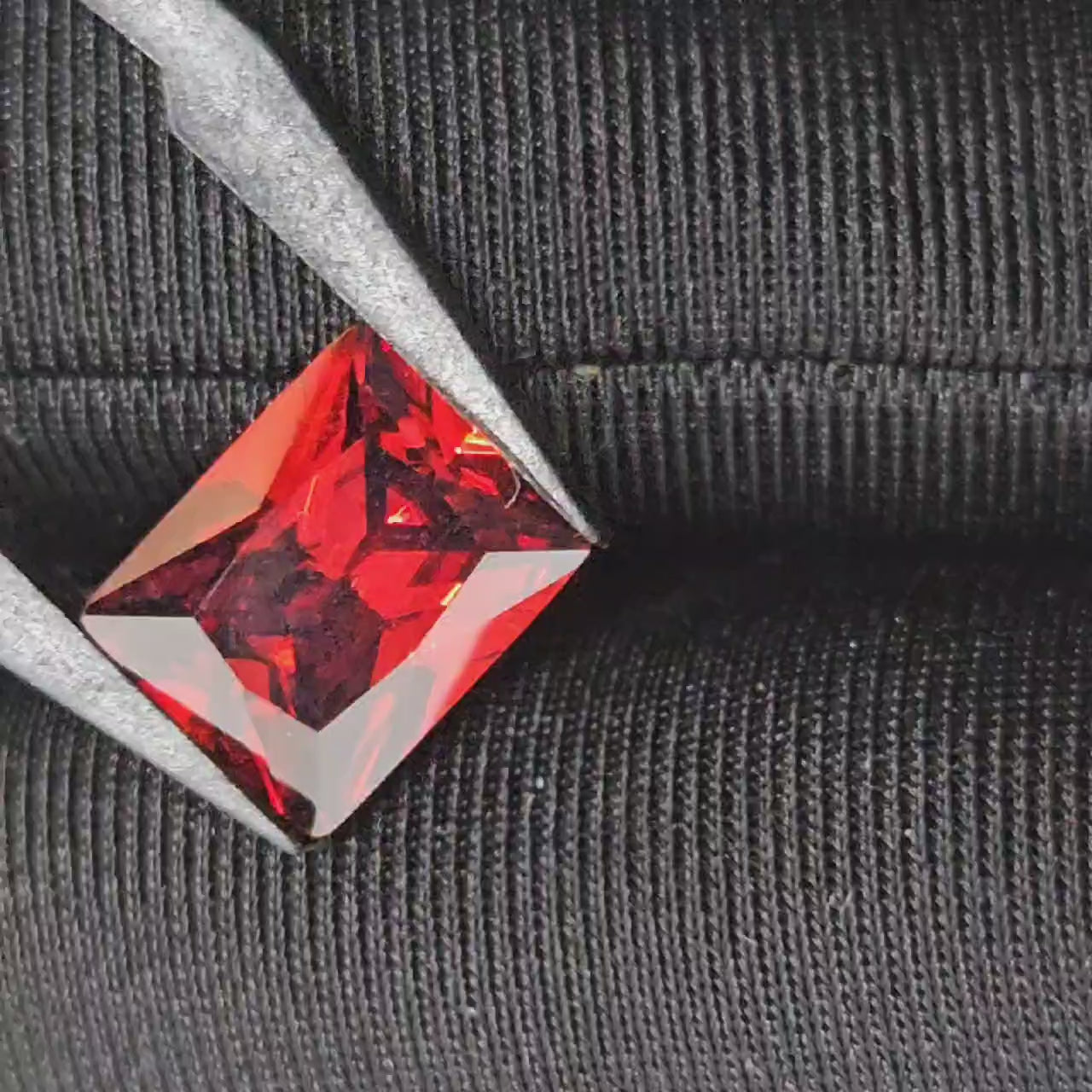 紅石榴公主長方鑽