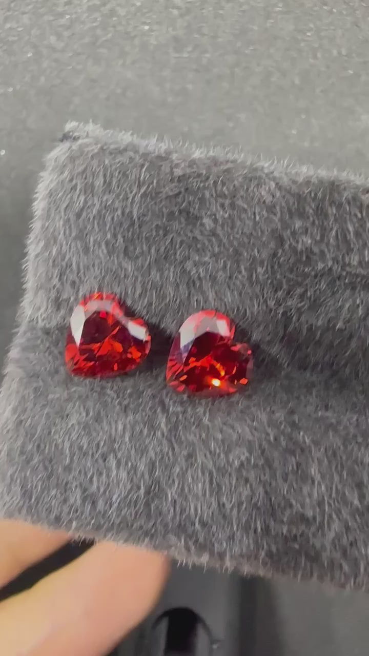 一對Lush lava 橙紅 心形鑽