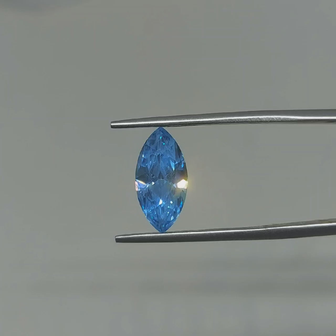 藍色馬眼鑽(no stock)