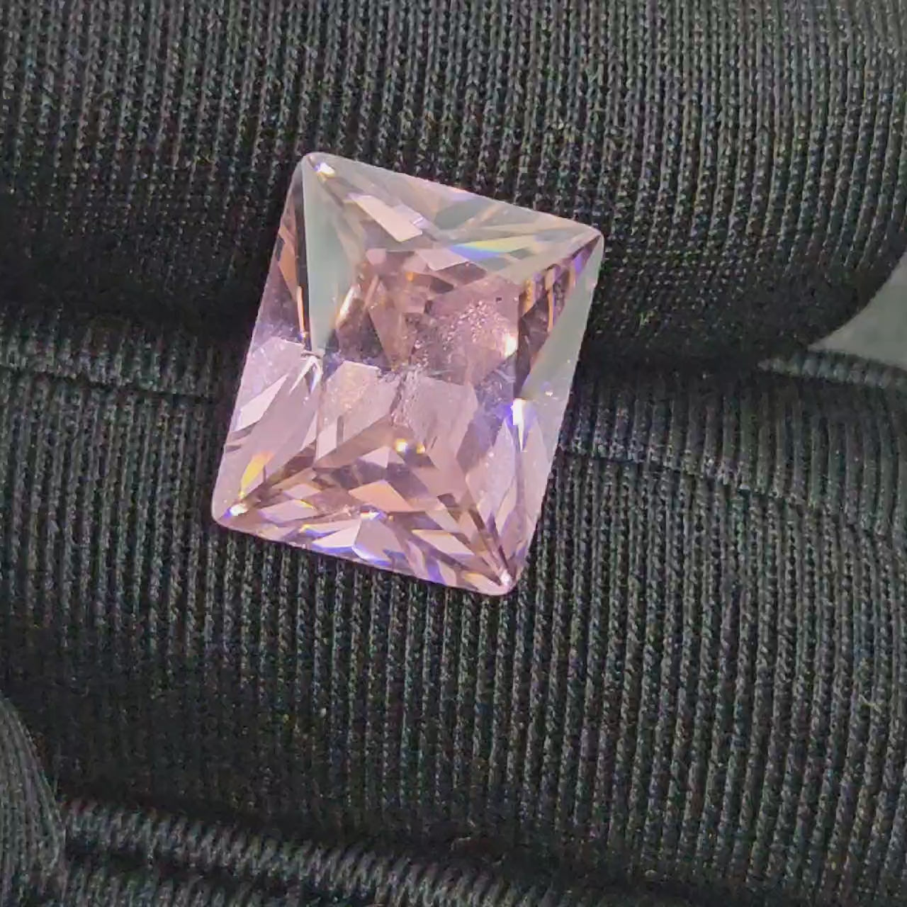 粉鑽公主長方鑽