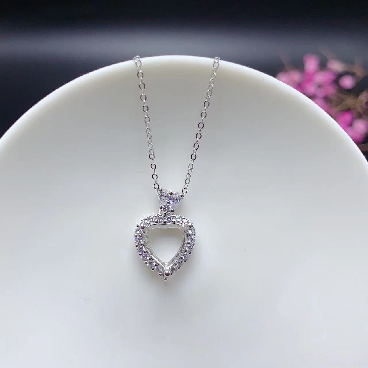 S004-pendants