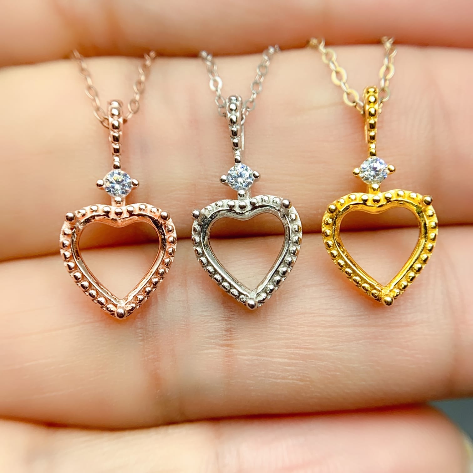 S004-pendants