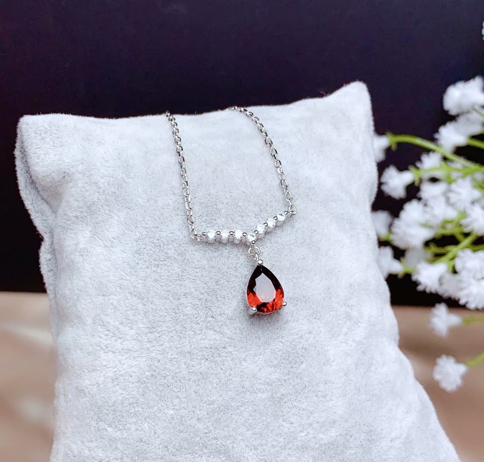 S008-necklaces