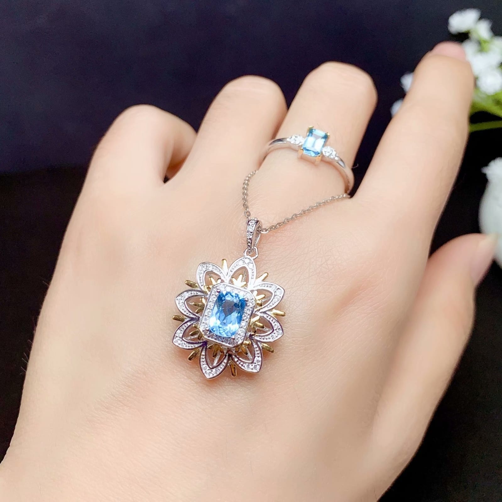 S013-pendants