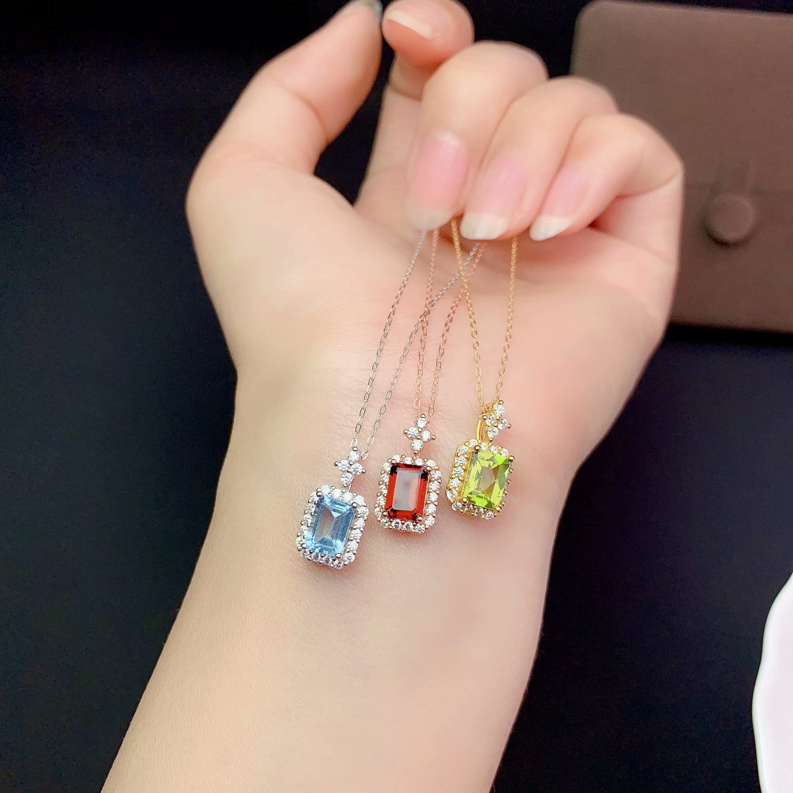 S013-pendants