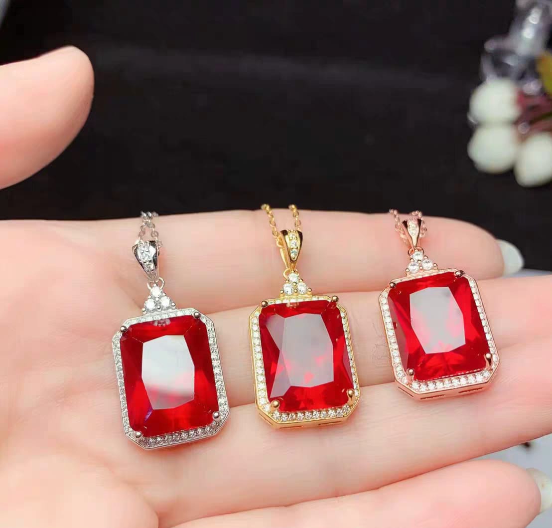 S018-pendants