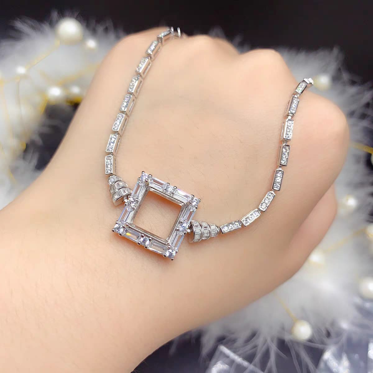 S021-Special_bracelets