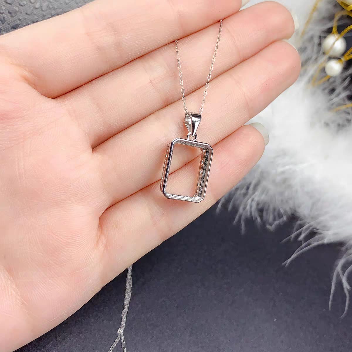 S026-pendants