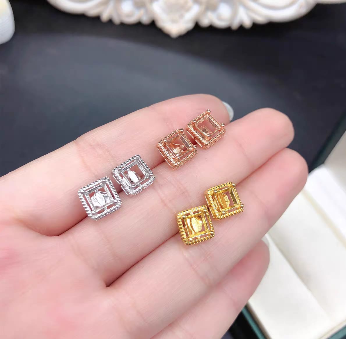 S028-earrings