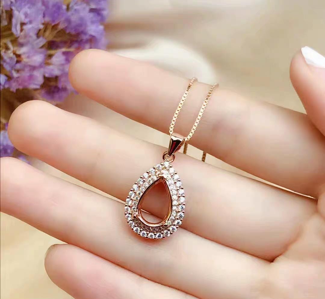 S032-pendants