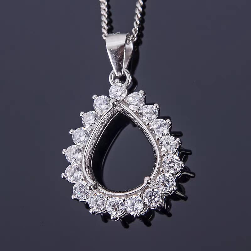 S032-pendants