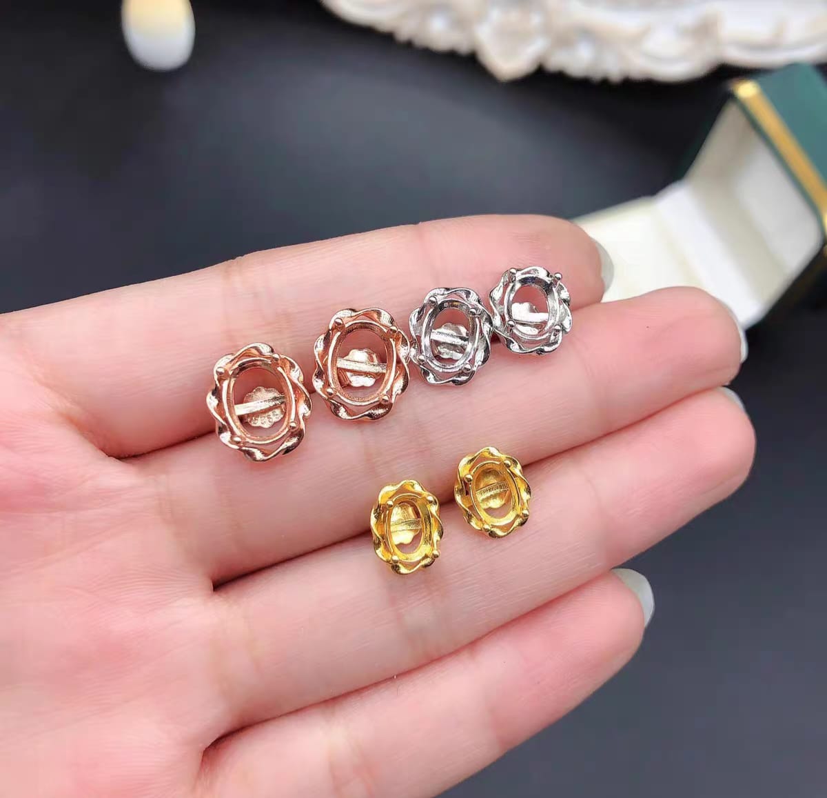 S037-earrings