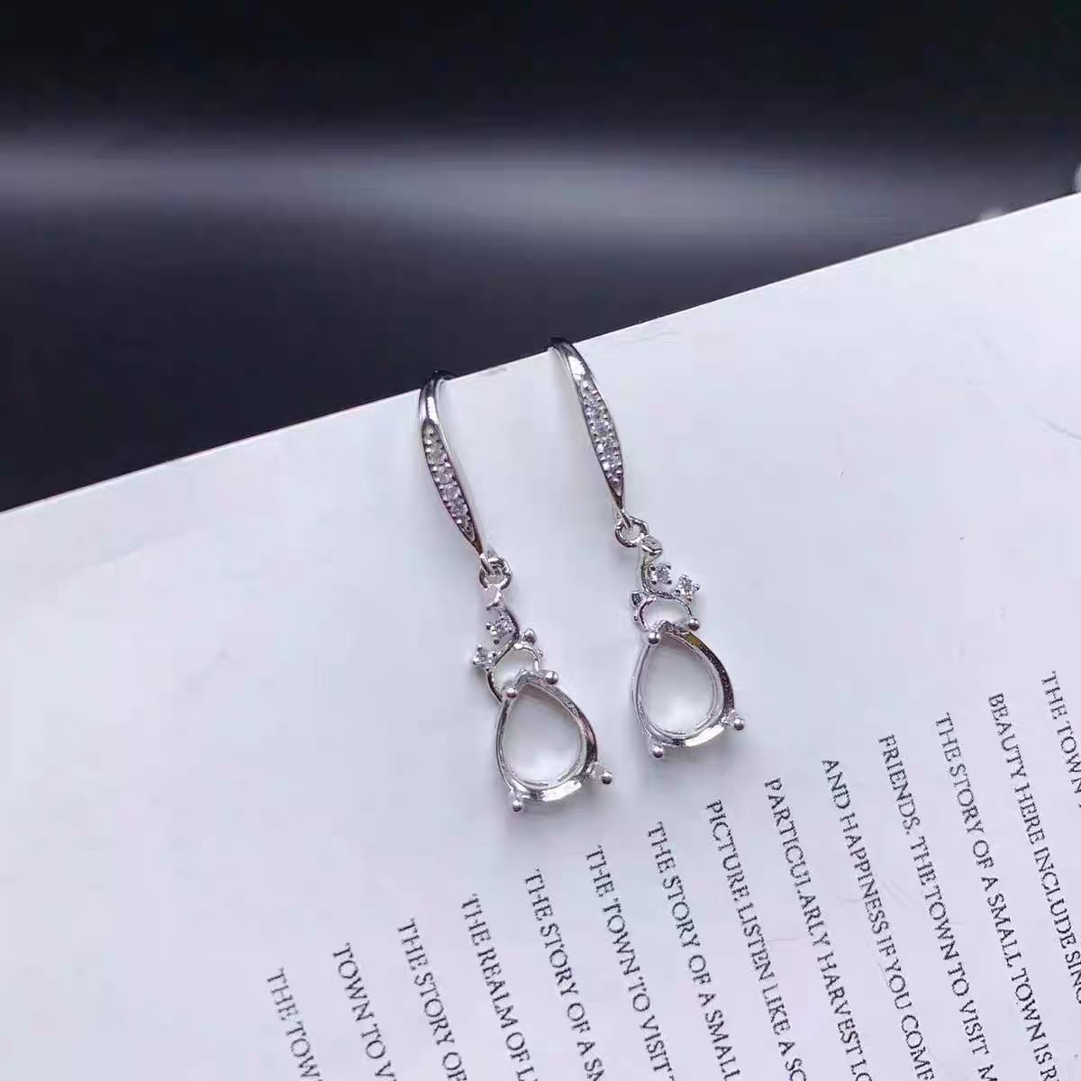 S039-earrings
