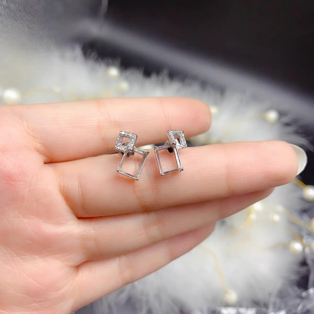 S040-earrings