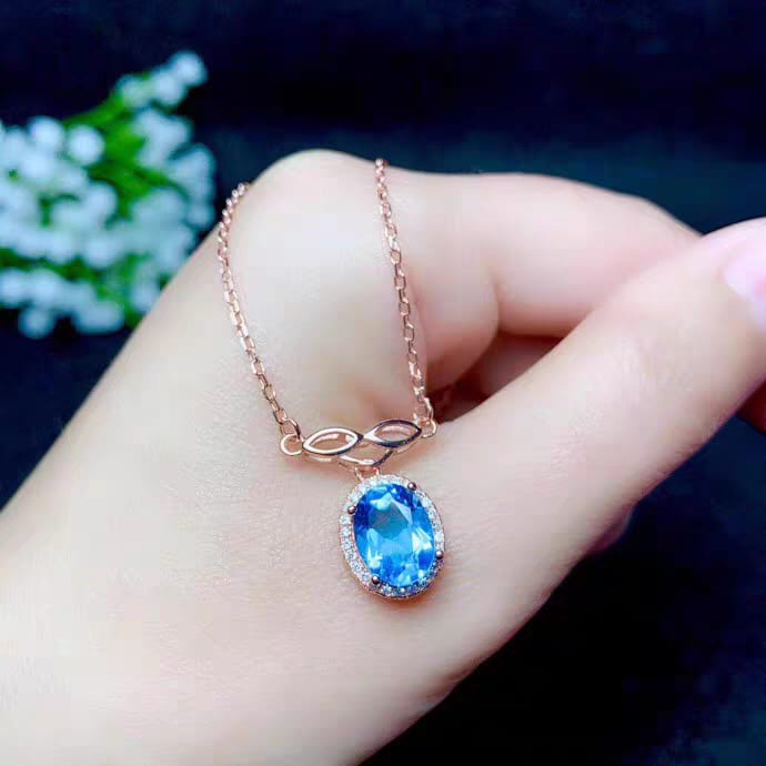S042-necklaces