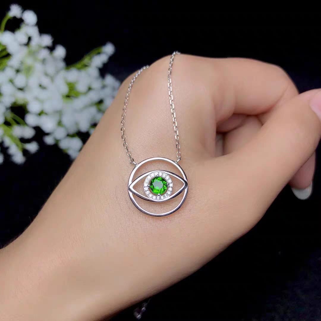 S057-necklaces