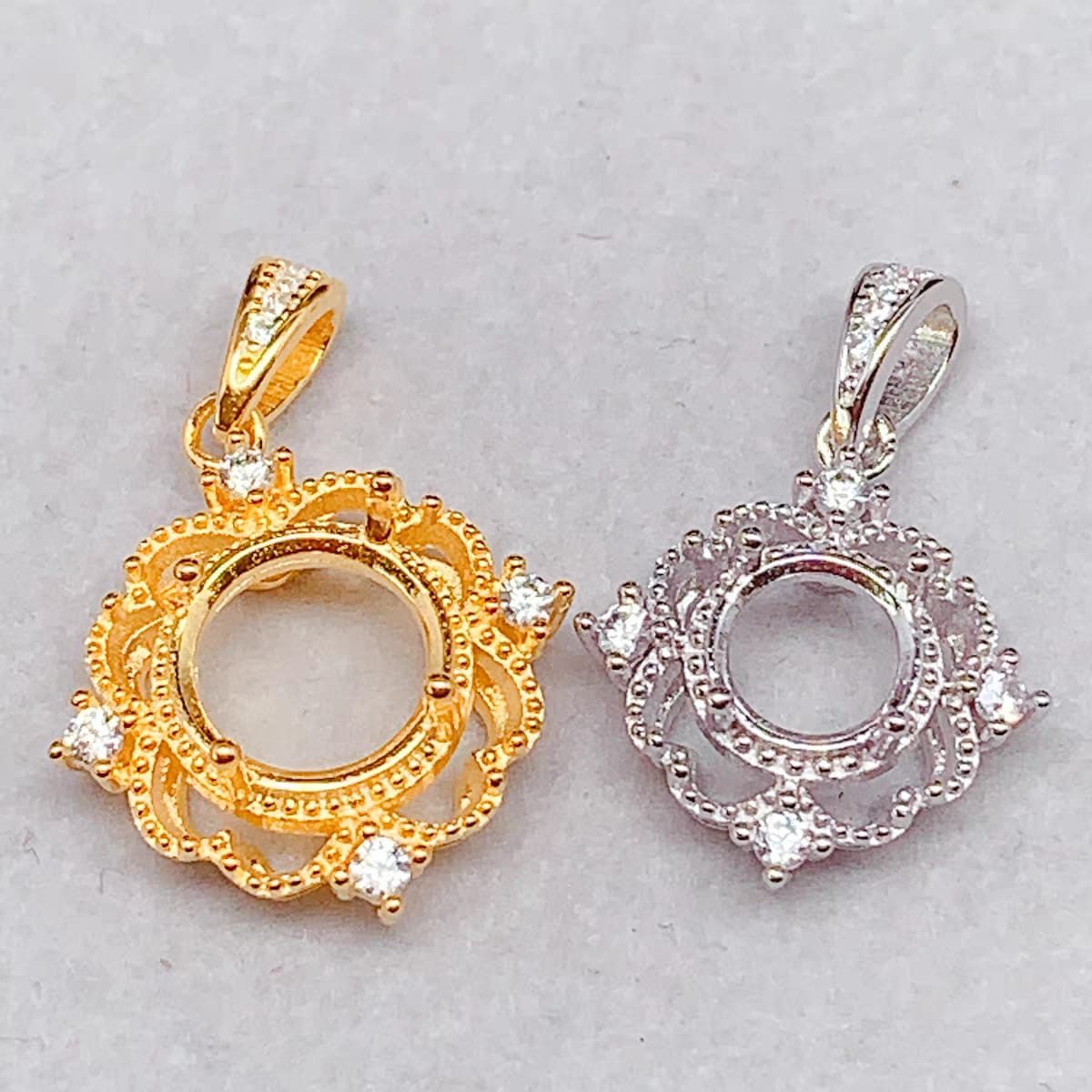 S057-pendants