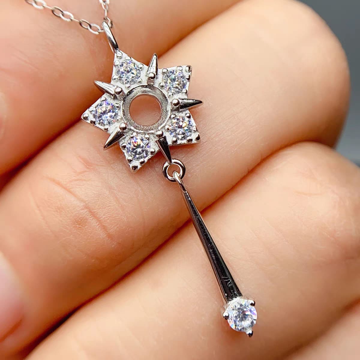 S057-pendants