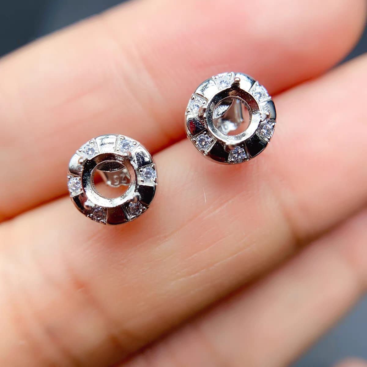S058-earrings